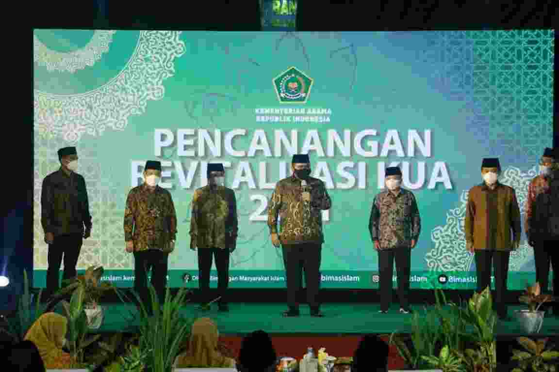 Tingkatkan Layanan Keagamaan, Menag Yaqut Revitalisasi KUA Seluruh Indonesia