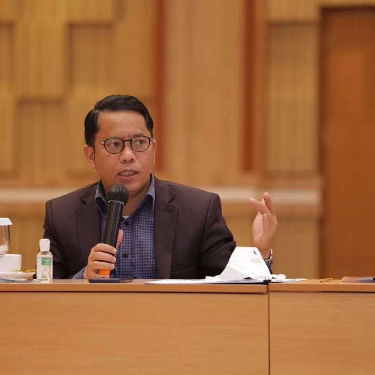 Beralih ke Digital, Kemenag Hentikan Penerbitan Kartu Nikah Fisik per Agustus 2021