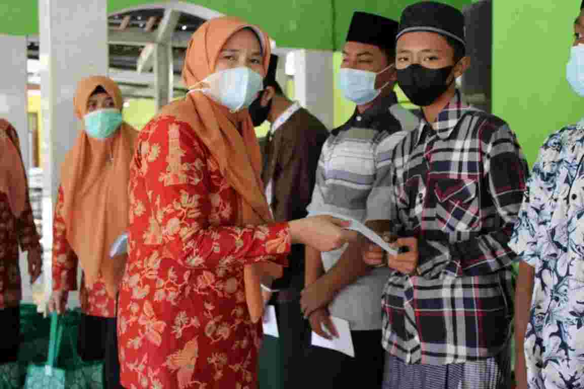Peringatan Tahun Baru Islam Dharma Wanita Persatuan MTs Negeri 3 Sidoarjo