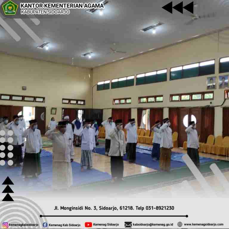 KEMENAG KAB. SIDOARJO MENGGELAR UPACARA DAN DOA BERSAMA DALAM RANGKA HARI SANTRI NASIONAL 2021