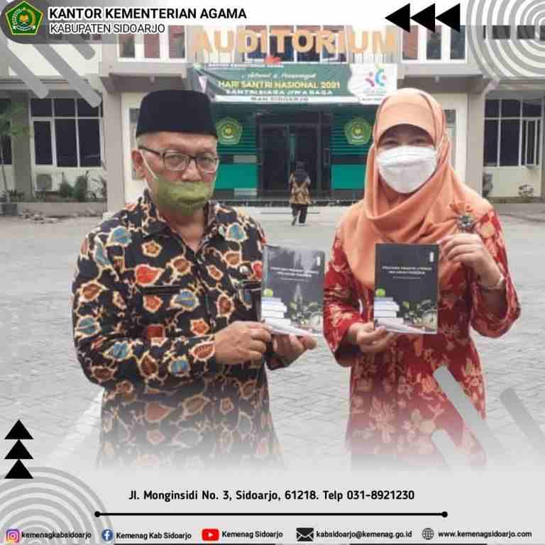 karya Nur Sjamsuarini Pudji Astutik yang berjudul “Fragmen Praktik Literasi Melawan Pandemi.”