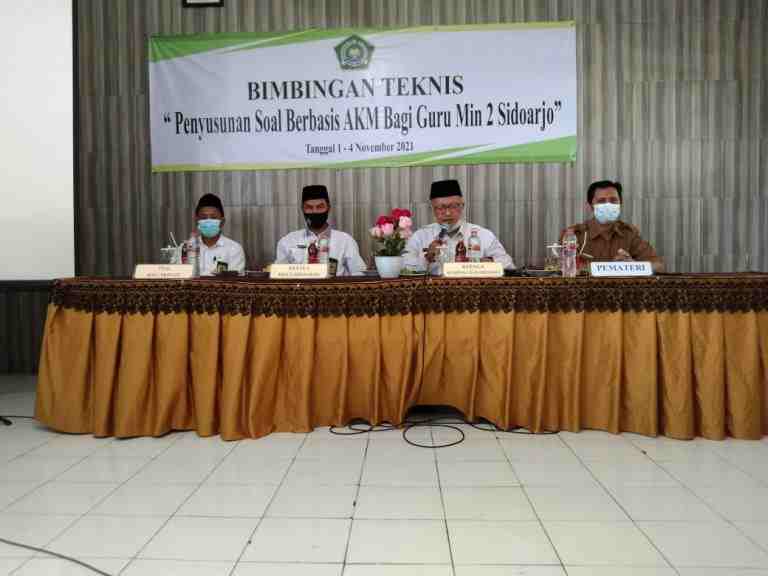 Pentingnya Sikap Tawassuth bagi Guru dalam Mencetak Generasi yang Mandiri Berprestasi