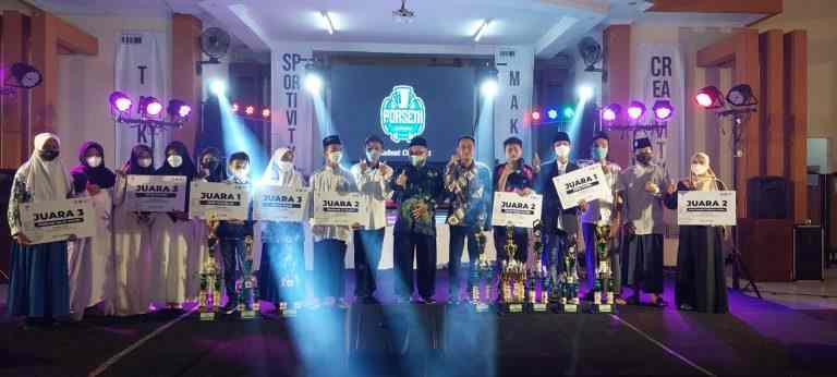 Meraih Juara Umum, MTsN 1 Sidoarjo Dalam Ajang Porseni SMP/MTs Kabupaten Sidoarjo Tahun 2021