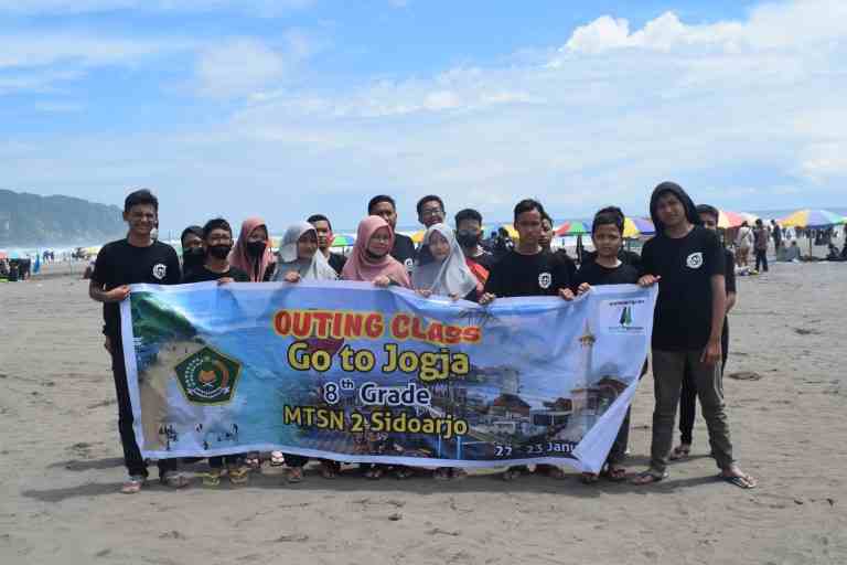 Pembelajaran Menyenangkan dengan Outing Class MTsN 2 Sidoarjo