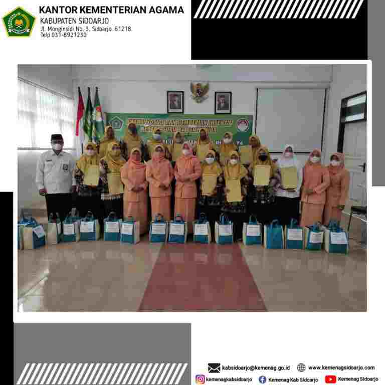 Dharma Wanita Persatuan (DWP) Kementerian Agama Kab Sidoarjo Selenggarakan Giat Bhakti Sosial Dan Pemberian Insentif Guru RA Perwanida