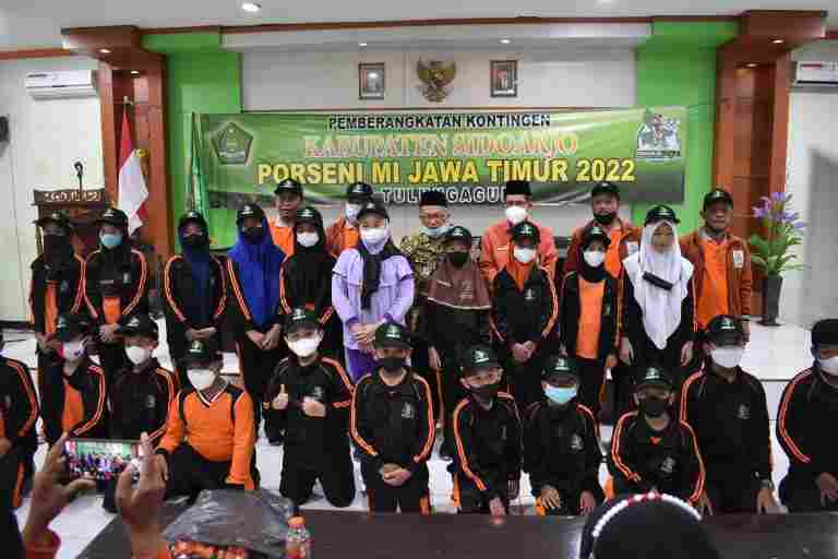 Kemenag Sidoarjo Lepas 26 Kontingen Porseni MI Tingkat Provinsi Jawa Timur