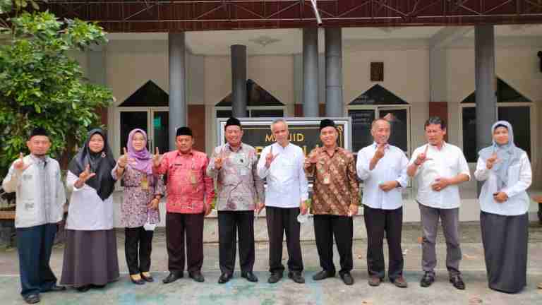 Kakanwil Kemenag Jatim Monev Ujian Sekolah PAI di Sidoarjo