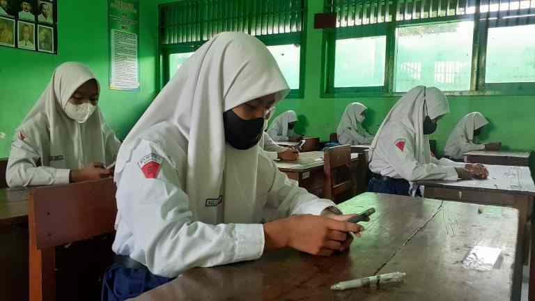 MTsN 4 Sidoarjo Selenggarakan PTS dan PAT Tahun Pelajaran 2021-2022