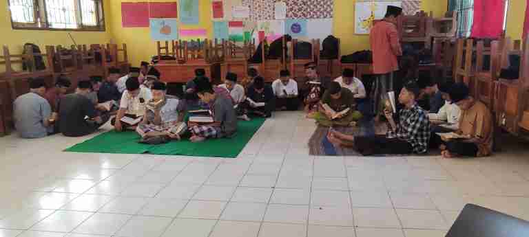 PELAKSANAAN PONDOK RAMADHAN 1443 H MTsN 3 SIDOARJO