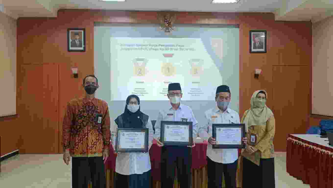 Satker MTsN 4 Sidoarjo Raih Penghargaan Peringkat I SIDO APIK