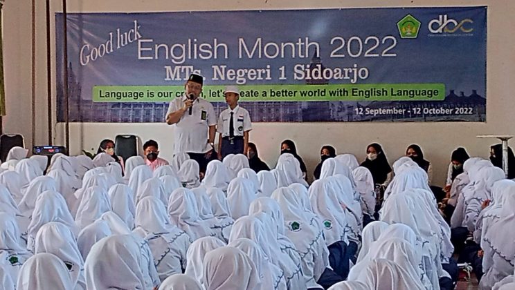 MTsN 1 Sidoarjo Giat Laksanakan English Month Berkolaborasi  Dengan  Darussalam Bilingual Course