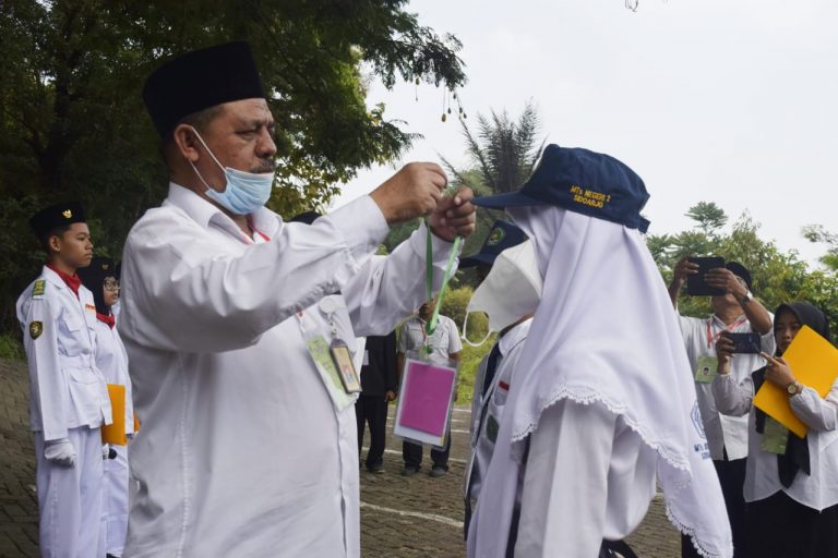 Keseruan LDKS 2022 MTsN 2 Sidoarjo