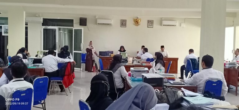 Pisah Pamit Dua Guru MAN Sidoarjo yang Telah Purna Tugas