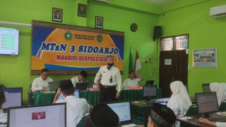 Hari KE-2 ANBK MTsN 3 Sidoarjo Lancar dan Tertib