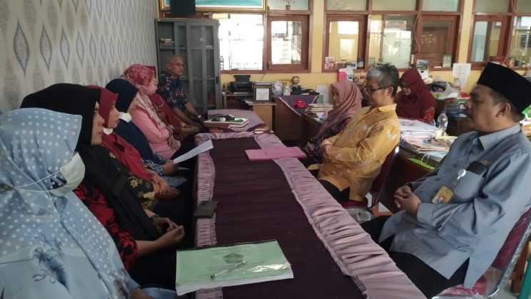 Koordinasi Pelaksana AKMI di MTsN 2 Sidoarjo