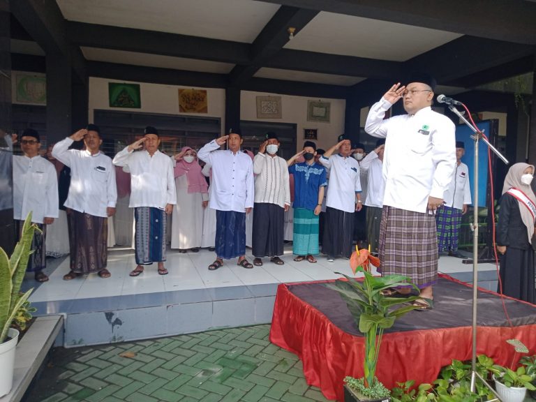 MTsN 1 Sidoarjo Memperingati Hari Santri dengan Semangat Meneladani Budaya Pesantren