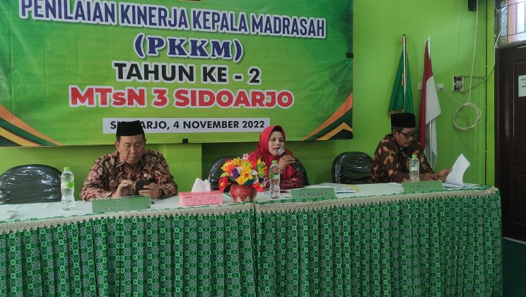 Menjaga Mutu Madrasah, MTs Negeri 3 Sidoarjo Laksanakan PKKM Tahun 2022