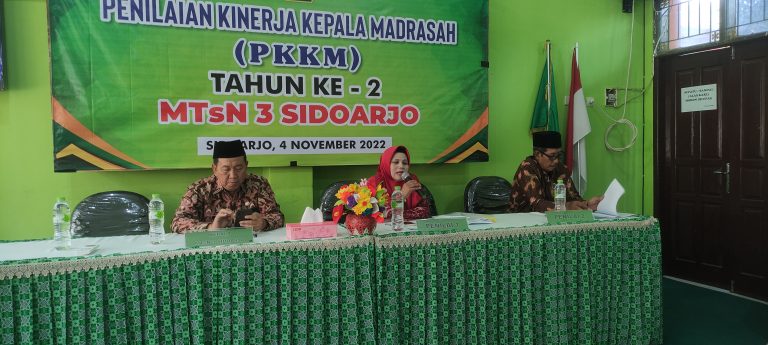 Menjaga Mutu Madrasah, MTs Negeri 3 Sidoarjo Laksanakan PKKM Tahun 2022