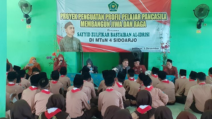 Sayyid Zulfikar Basyaiban Al-Idrisi Hadir di MTsN 4 Sidoarjo