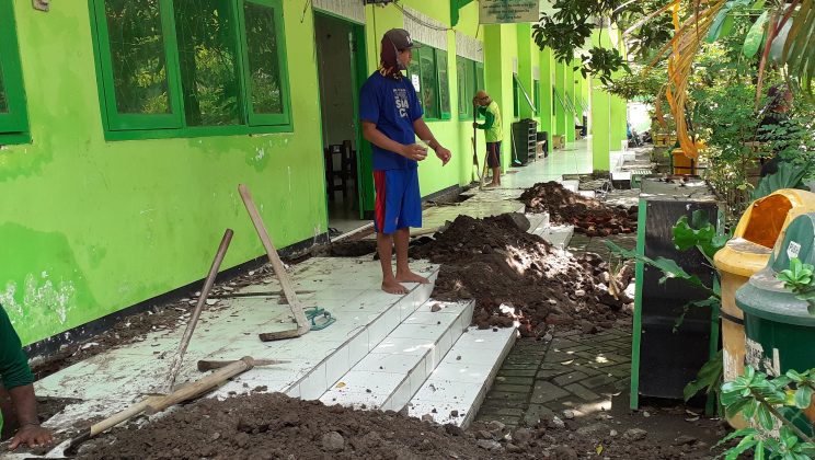 MTsN 4 Sidoarjo Bersama Komite Berikhtiar Mengembangkan Madrasah