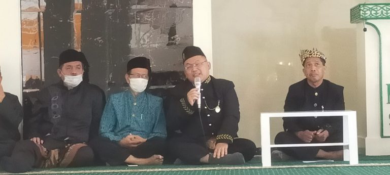 Wajah Baru Musholla at-Tarbiyah, Kepala KanKemenag Kabupaten Sidoarjo Beserta Jajarannya Hadiri Tasyakuran Musalla At-Tarbiyah di MTsN 1 Sidoarjo