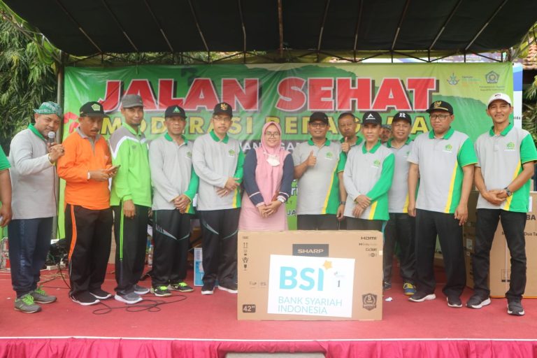 Puncak Peringatan HAB Ke-77, Kemenag Sidoarjo Satukan Umat Melalui Jalan Sehat Moderasi Beragama