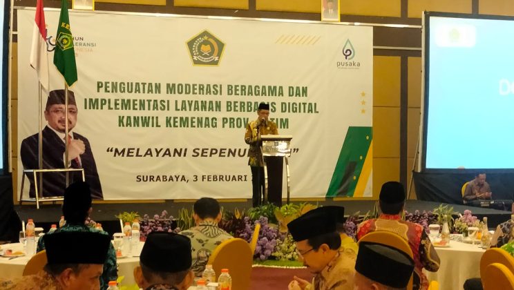 H. Moh Arwani Baca Doa pada Acara PMB yang Dihadiri Menteri Agama