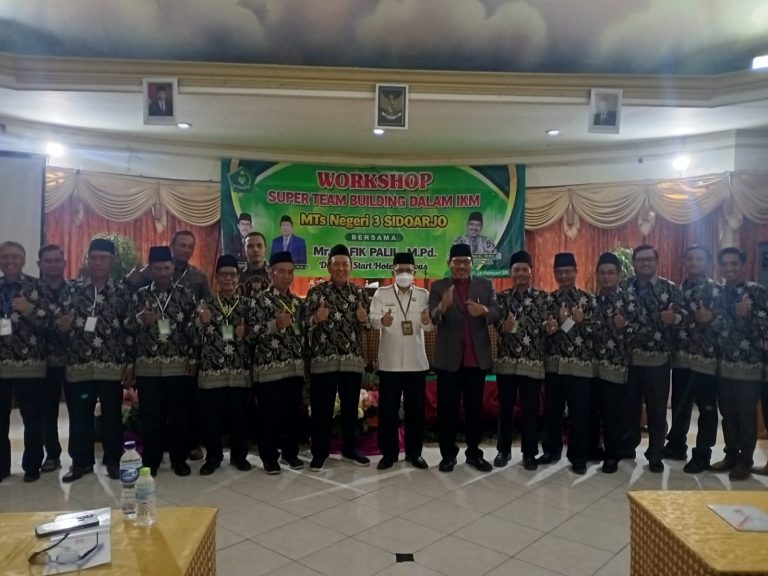 Workshop Super Team Building IKM MTsN3 Sidoarjo
