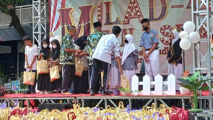 MOMENTUM  MILAD ke-45 MTsN 1 SIDOARJO