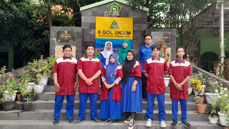 MTsN 4 Sidoarjo Bersinergi dengan SMK 2 Krian Kembangkan Skill Siswa