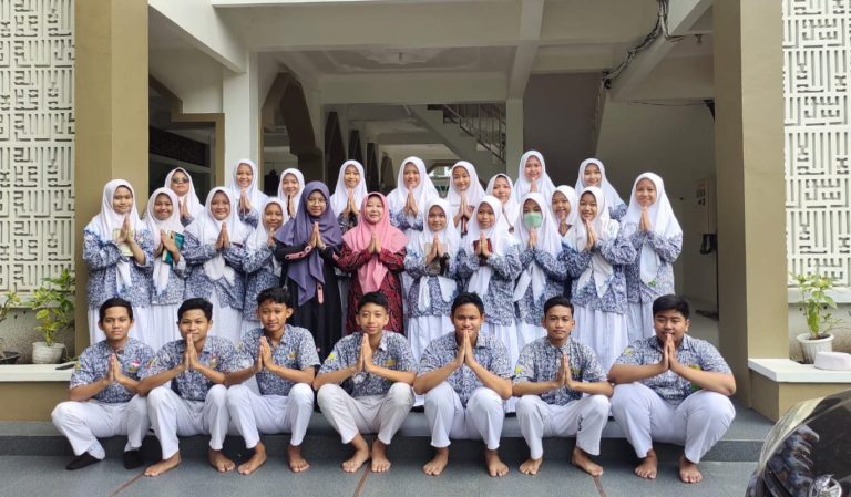 Selamat dan Sukses atas Keberhasilan Peserta Didik MTsN 1 Sidoarjo yang Diterima di MAN Sidoarjo