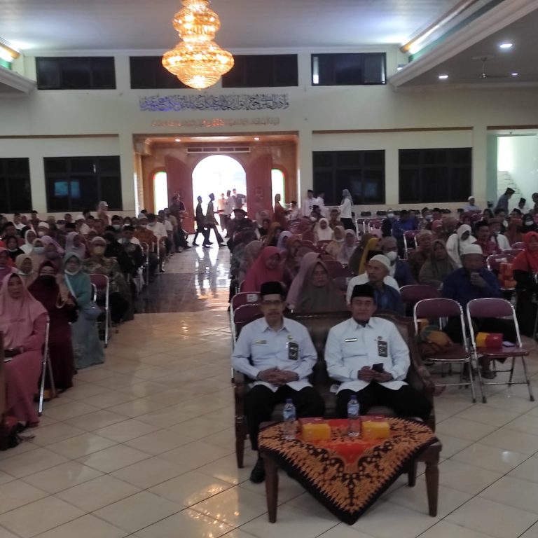 Jamaah Haji Kabupaten Sidoarjo Angkatan 3 Ikut Manasik Haji Massal