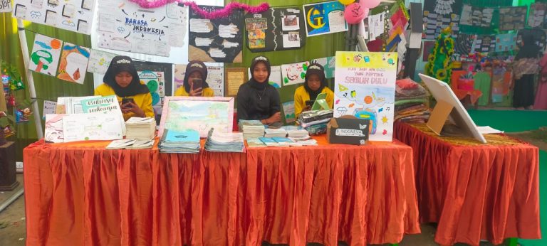 MTs Negeri 3 Sidoarjo Pamerkan Karya Siswa Melalui Pameran P5RA