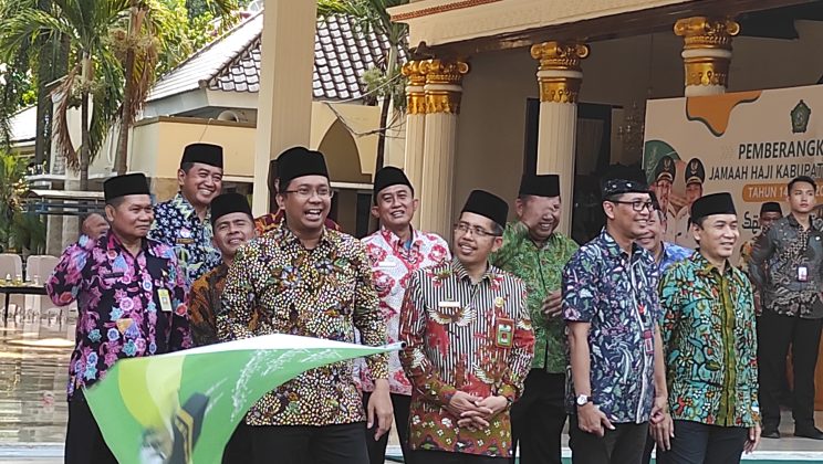 Gus Bupati ,KanKemenag Kloter 46 Sidoarjo di berangkatkan