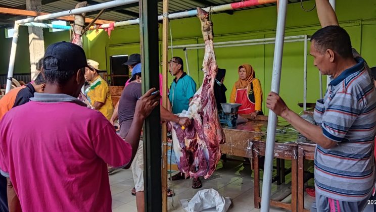 MTs Negeri 3 Sidoarjo Lakukan Penyembelihan Hewan Qurban