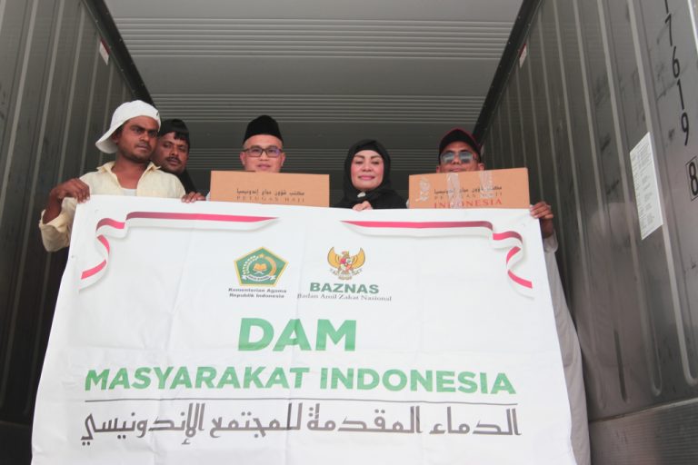 Perdana, Daging 3.000 Kambing DAM Petugas dan Jemaah Haji Dikirim Ke Tanah Air