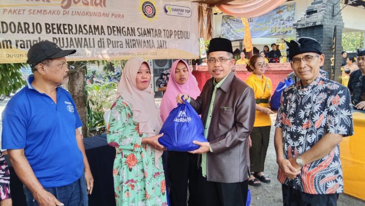 Aksi Sosial dalam Rangka Pujawali Pura Nirwana Jati Prambon Memperkuat Kerukunan Umat Beragama