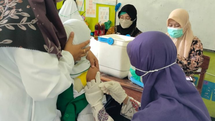 Vaksin MR dan HPV untuk Siswa MIN 2 Sidoarjo
