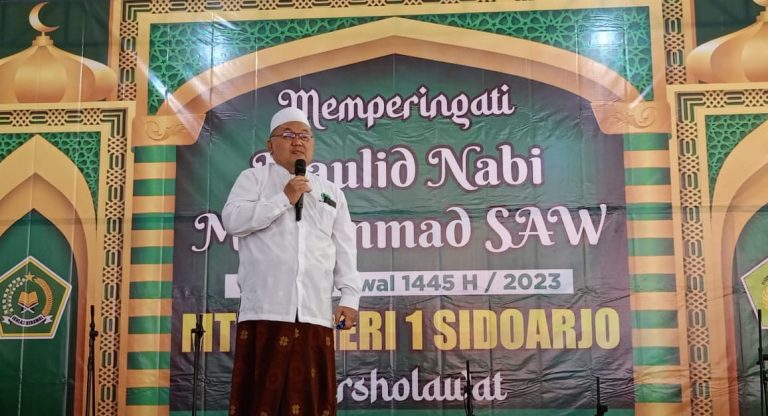 Madrasah Bersholawat: MTsN 1 Sidoarjo Kembali Memeriahkan Peringatan Maulid Nabi