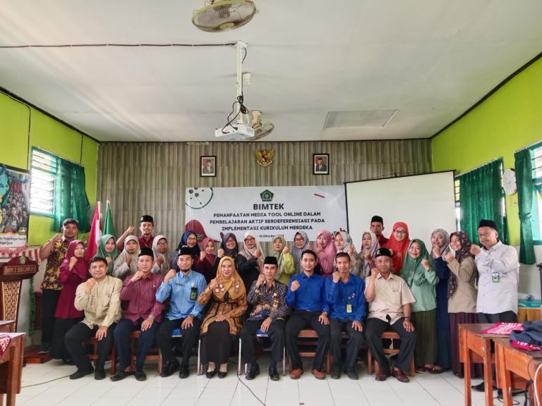 Bimtek Pemanfaatan Media Tool Online MIN 2 Sidoarjo
