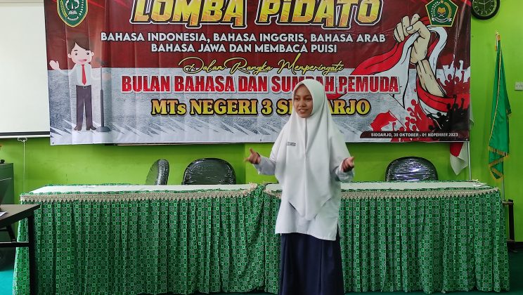 MTs Negeri 3 Sidoarjo Peringati Bulan Bahasa Dengan Bermacam Perlombaan