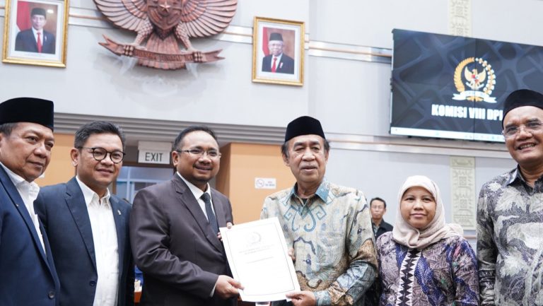 Komisi VIII dan Kemenag Sepakati Rerata BPIH 2024 Rp93,4 Juta, Jemaah Bayar Rerata Rp56,04 Juta