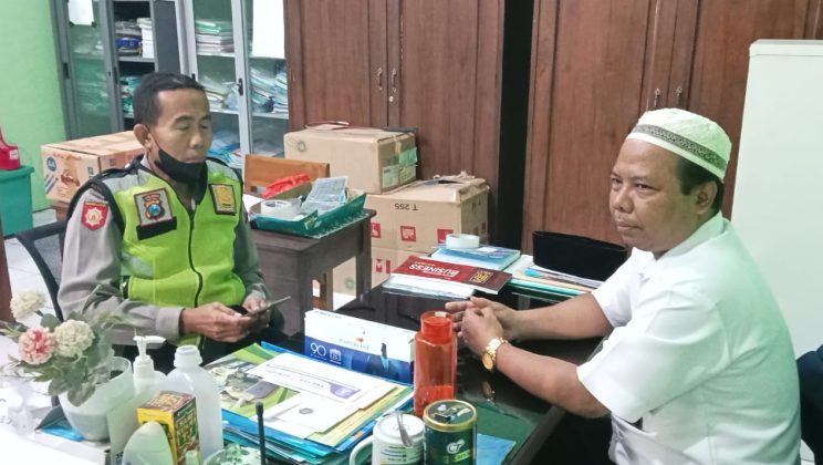 Cegah Kenakalan Remaja, MTs Negeri 4 Sidoarjo Tingkatkan Sinergi dengan Polsek Tulangan