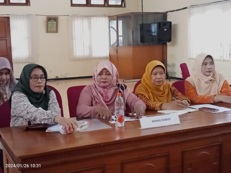 Pengurus Dharmawanita Kantor Kementerian Agama Kabupaten Sidoarjo Rapat Koordinasi Pra Raker