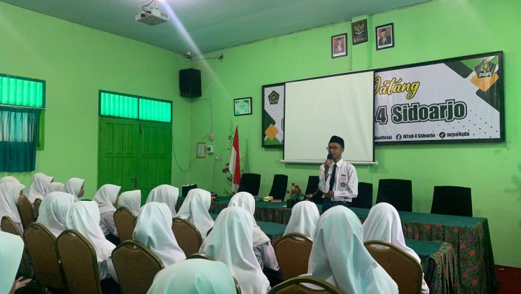 MTs Negeri 4 Sidoarjo Gandeng Genta Course untuk Tingkatkan Kemampuan Bahasa Inggris Siswa