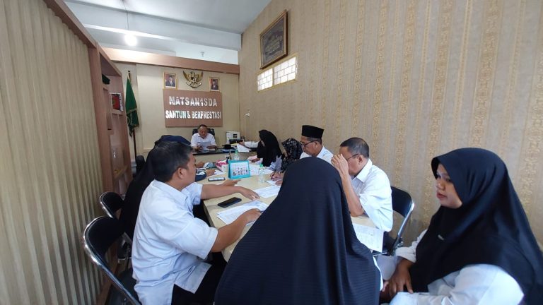 Jelang PPDB Tahun Pelajaran 2023/2024, MTsN 1 Sidoarjo Gelar Rapat Koordinasi