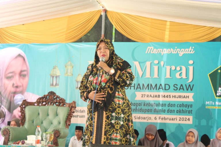 MTs Negeri 4 Sidoarjo Gelar Peringatan Isra Mi’raj 1445 H dengan Tema Pentingnya Sholat dalam Kehidupan Sehari-hari
