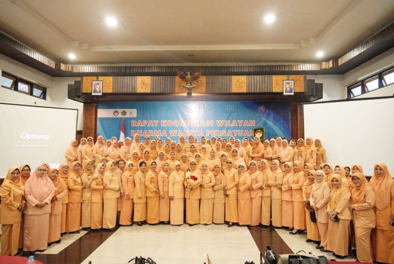 Rapat Koordinasi Dharma Wanita Persatuan Kanwil Kemenag Provinsi Jawa Timur, Jajaran DWP Kemenag Kabupaten Sidoarjo Hadir
