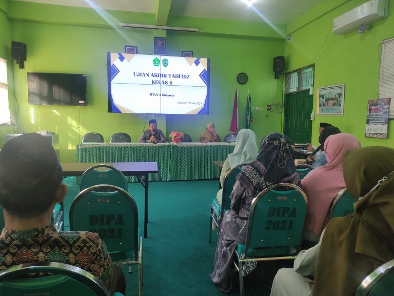 MTsN 3 Sidoarjo Gelar Ujian Tahfidz Akhir Semester Tahun Pelajaran 2023/ 2024