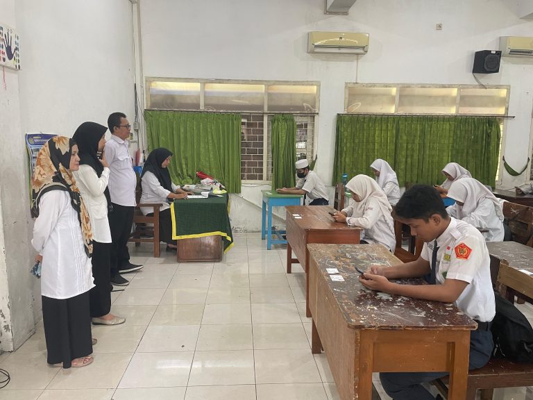Pelaksanaan Monev Asesmen Madrasah di MTsN 1 Sidoarjo